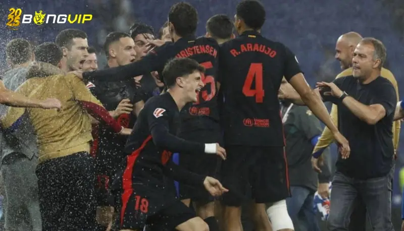 Đối thủ tưới nước ngăn Barca mừng vô địch Hệ lụy và bài học cho bóng đá chuyên nghiệp